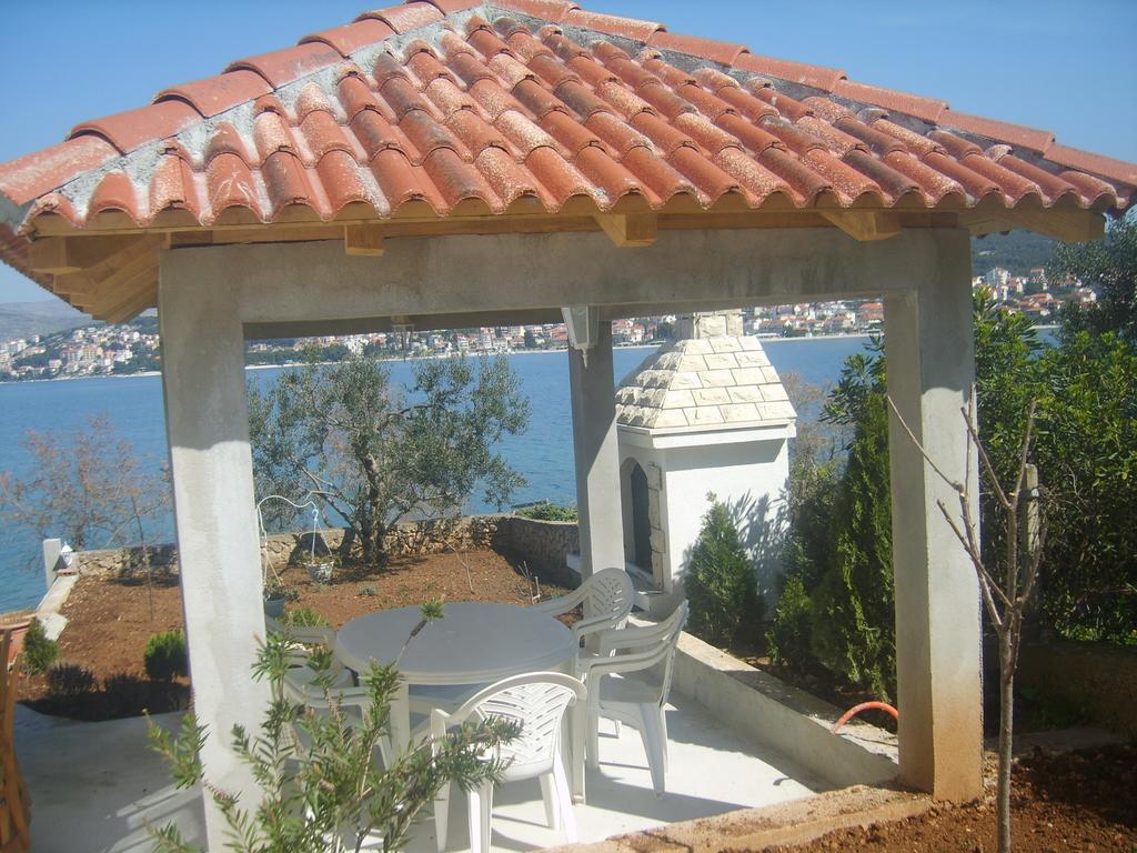 Apartments Iva Alla Trogir Room photo